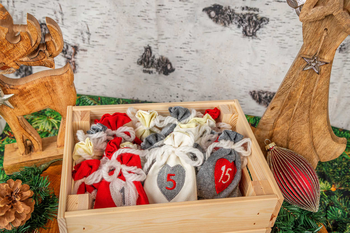 Adventskalender Holzschild mit Name - Adventskiste mit Holzschild