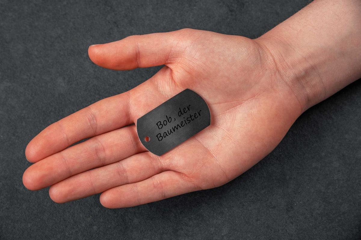 Personalisierter Anhänger mit Deiner Wunschgravur