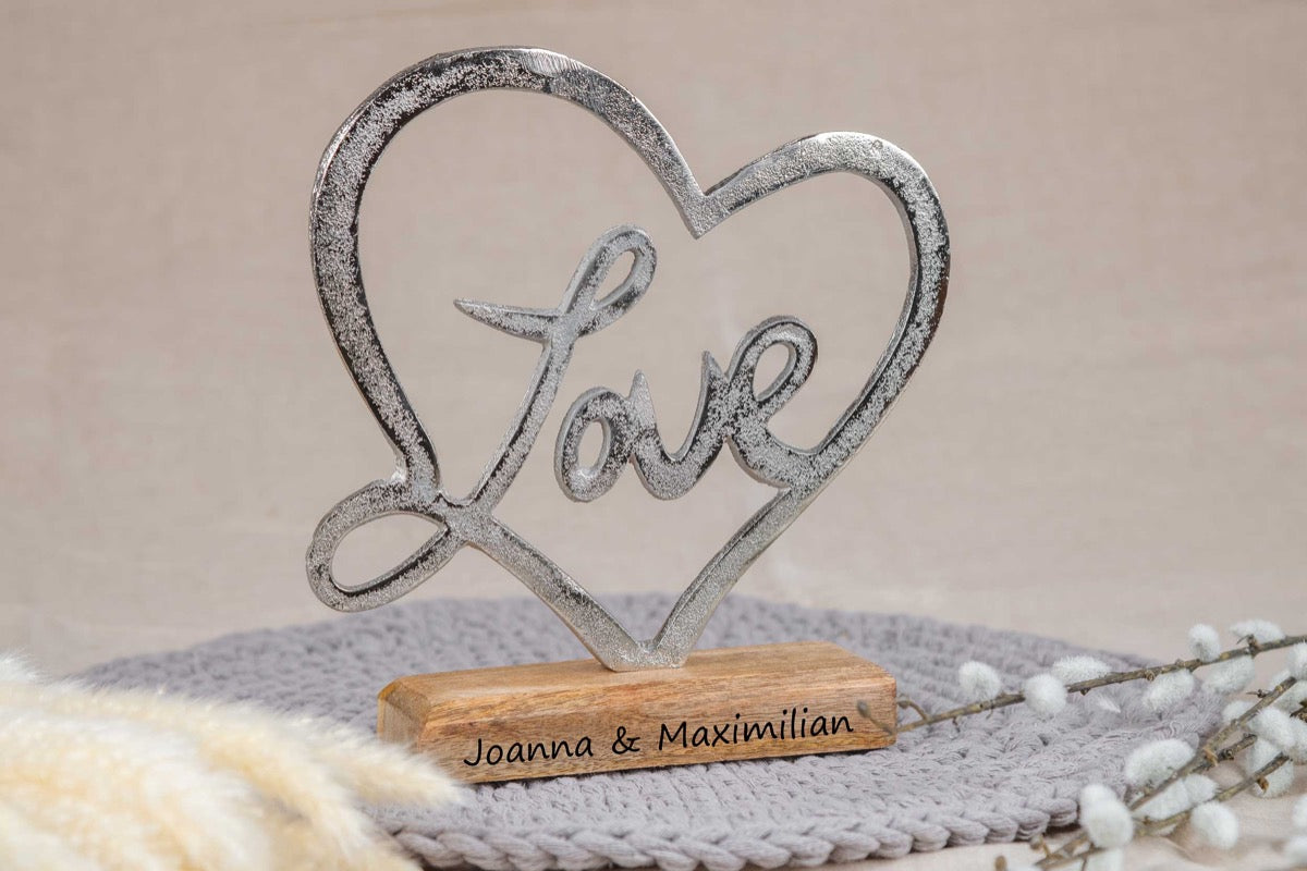 Hochzeitsgeschenk Herz Love mit Deiner Wunschgravur personalisiert