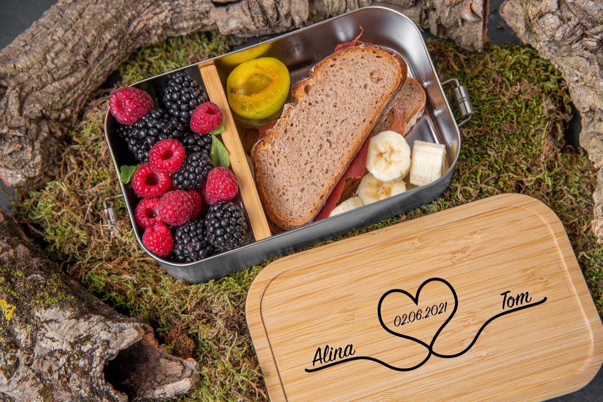 Premium Brotdose personalisiert mit Namen und Bambusdeckel