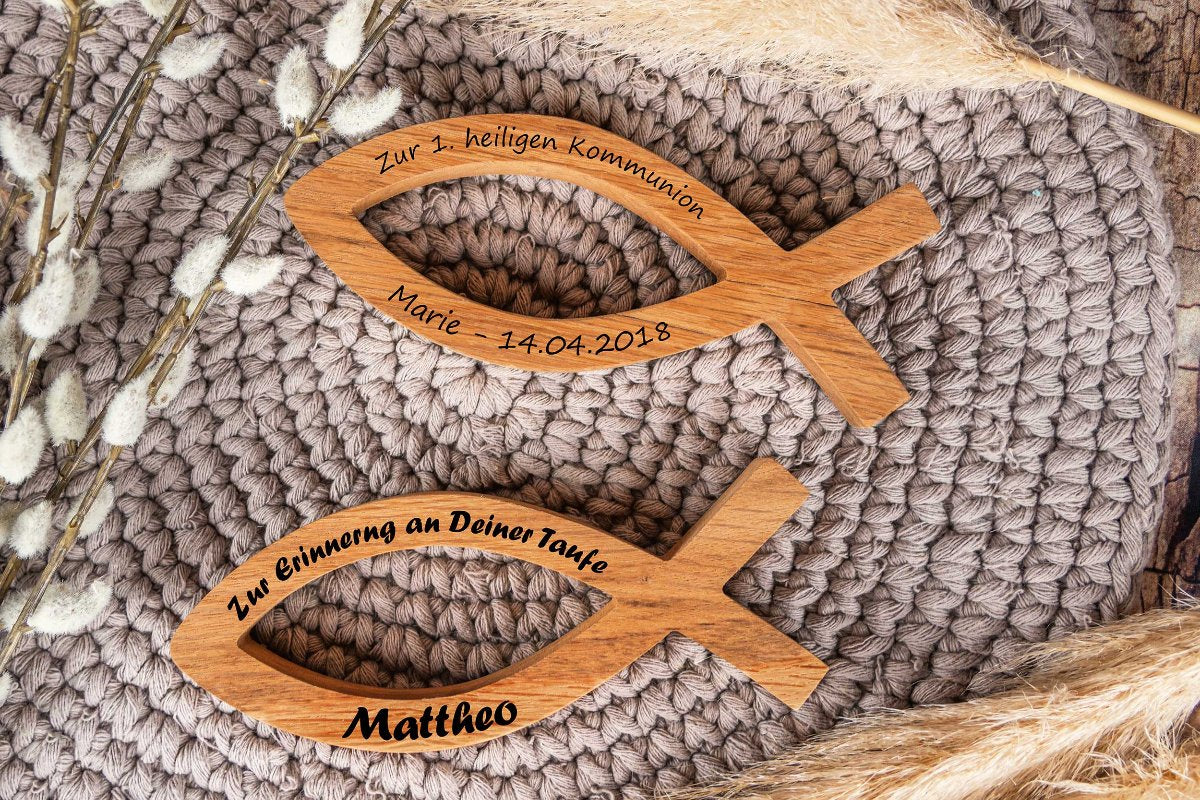 Taufgeschenk personalisiert mit Namen aus Holz