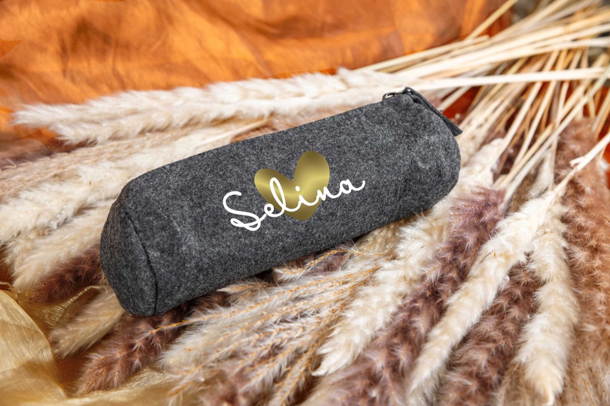 Federmappe aus Filz personalisiert mit Namen