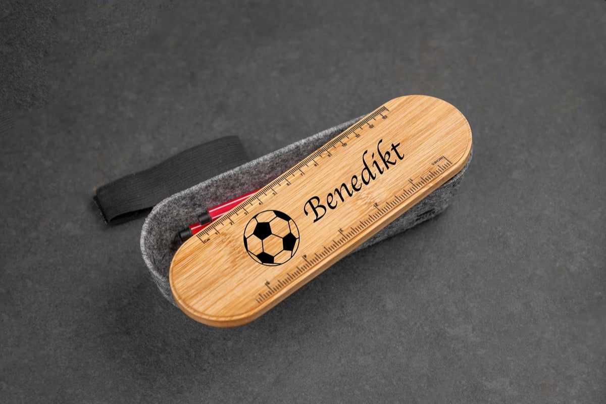 Federmäppchen perfekt als Box für Stifte aus Filz mit Holzdeckel und Wunschgravur
