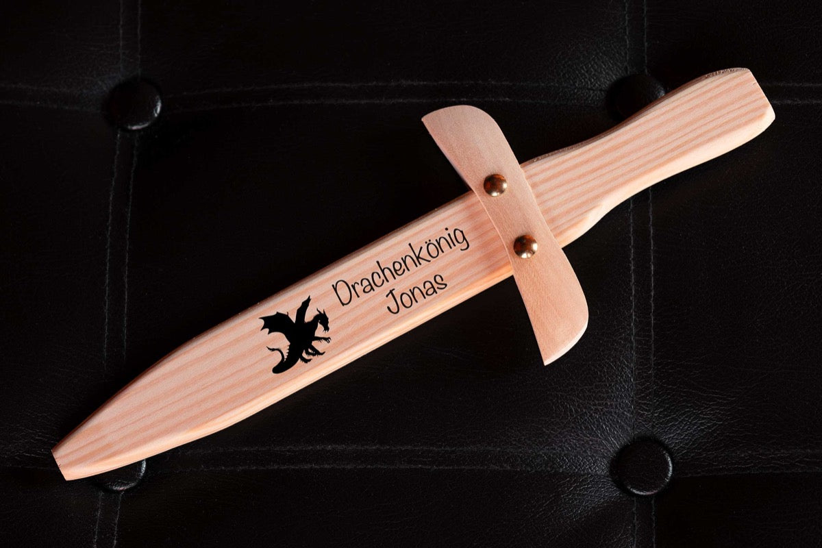 Personalisiertes Holzschwert für kleine Ritter und Piraten