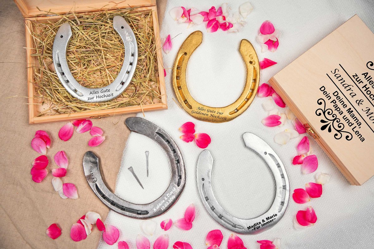 Hufeisen personalisiert mit Gravur und Holzbox • Glückshufeisen