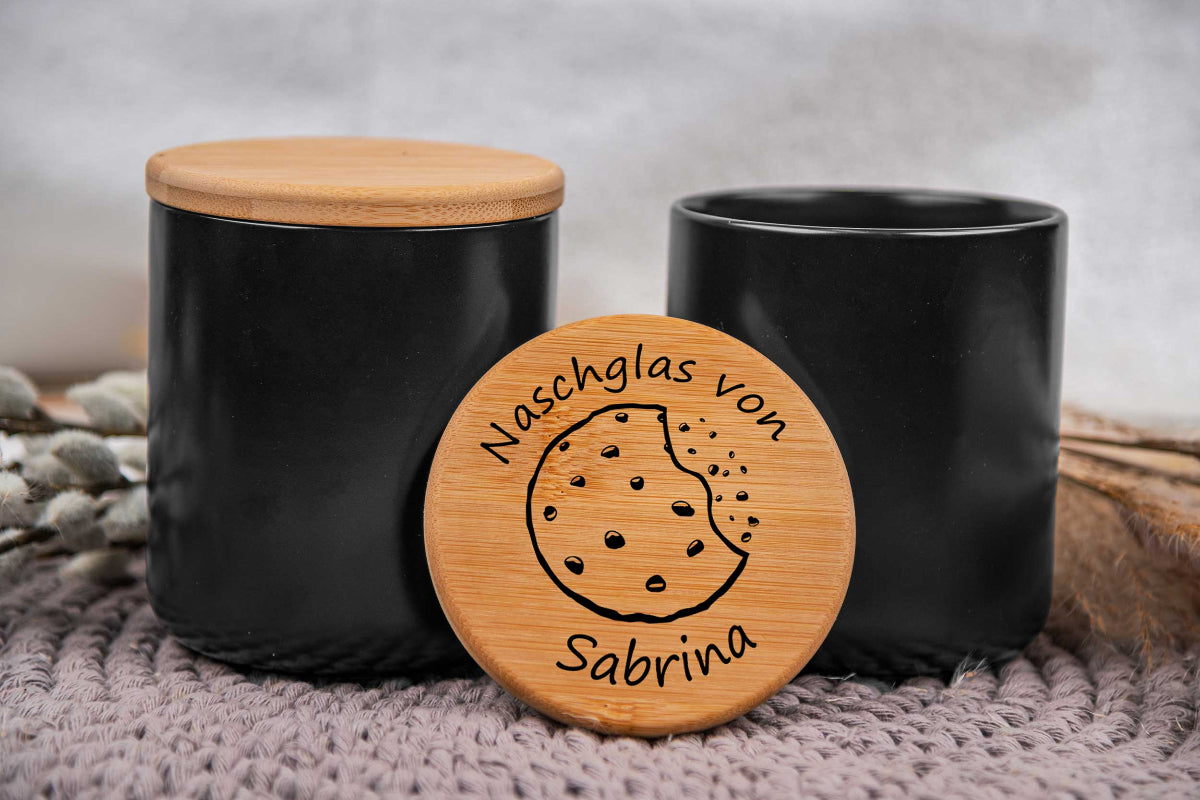 Keramikdose personalisiert mit Name und Holzdeckel - Vorratsglas