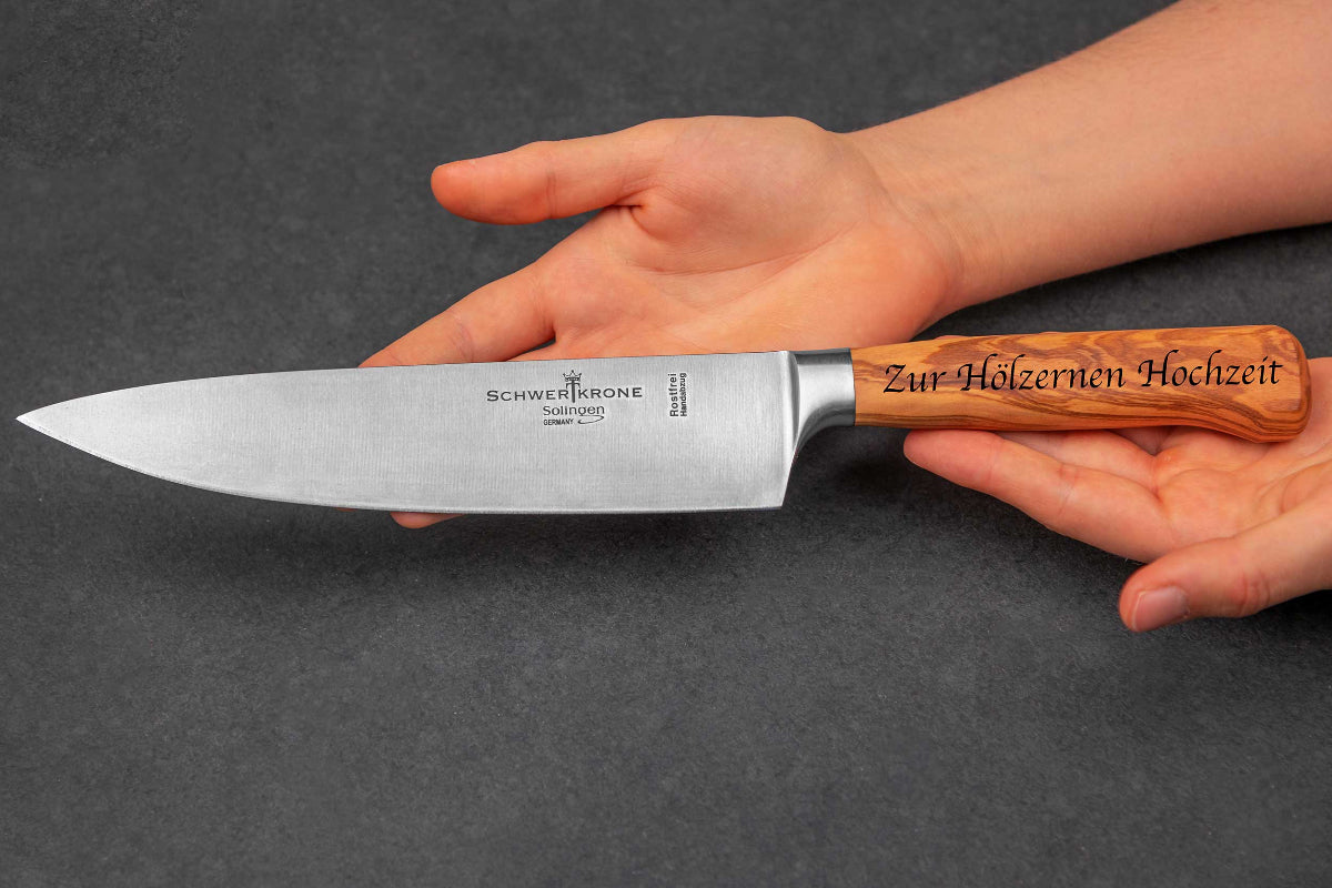 Personalisiertes Olivenholz-Kochmesser mit Gravur • Küchenmesser