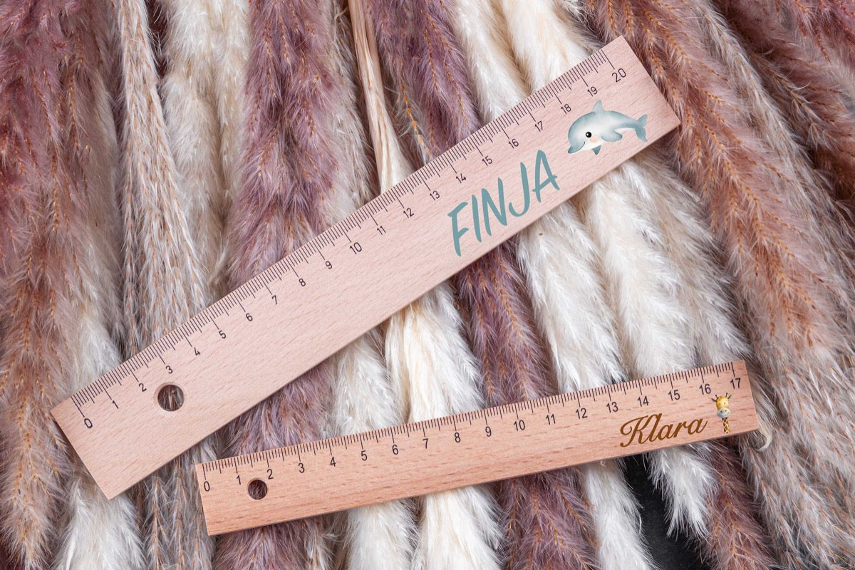 Lineal personalisiert mit Wunschname aus Holz und vielen Motiven