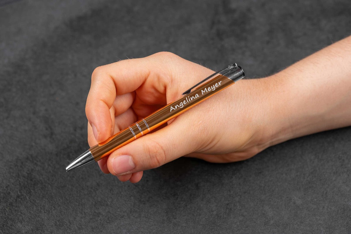 Metall-Kugelschreiber personalisiert in 6 Farben