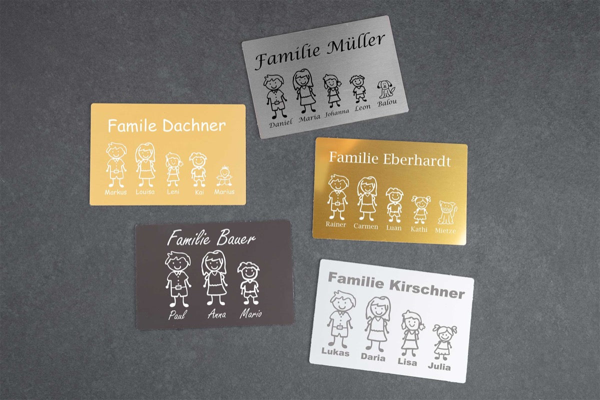 Personalisiertes Klingelschild Türschild Namensschild Briefkastenschild mit Familienfiguren