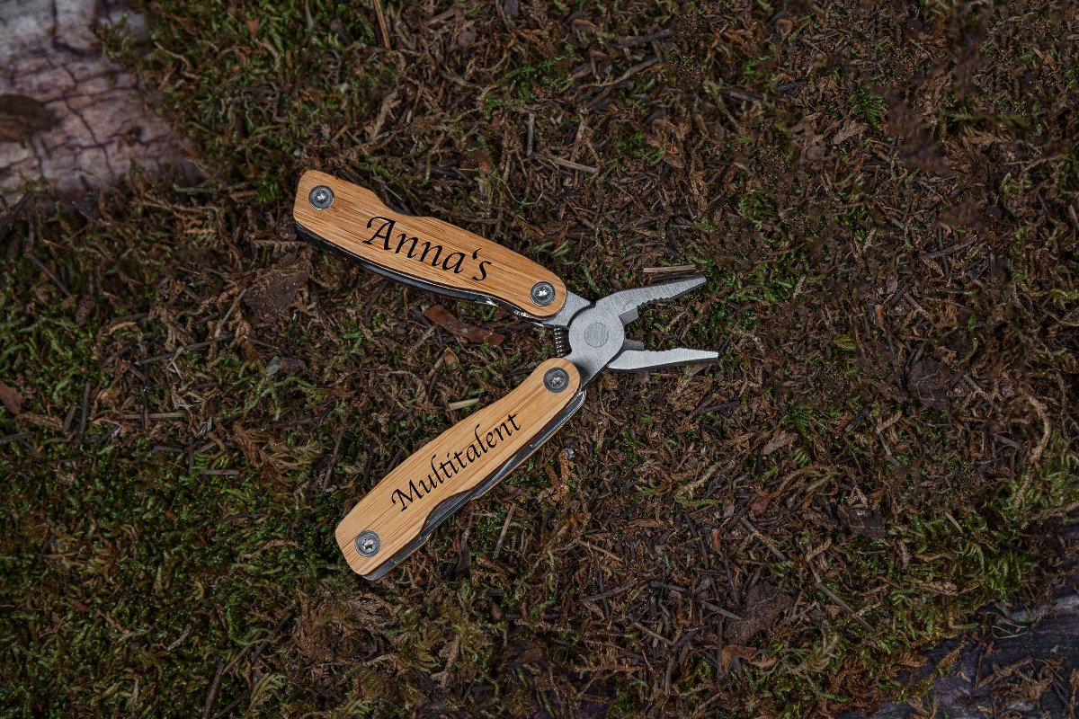 Personalisiertes Bambus Multitool mit Gravur