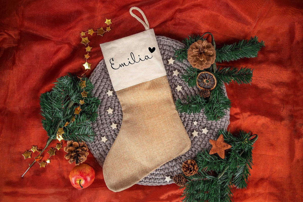 Nikolausstiefel personalisiert mit Namen aus Jute • Weihnachtssocke