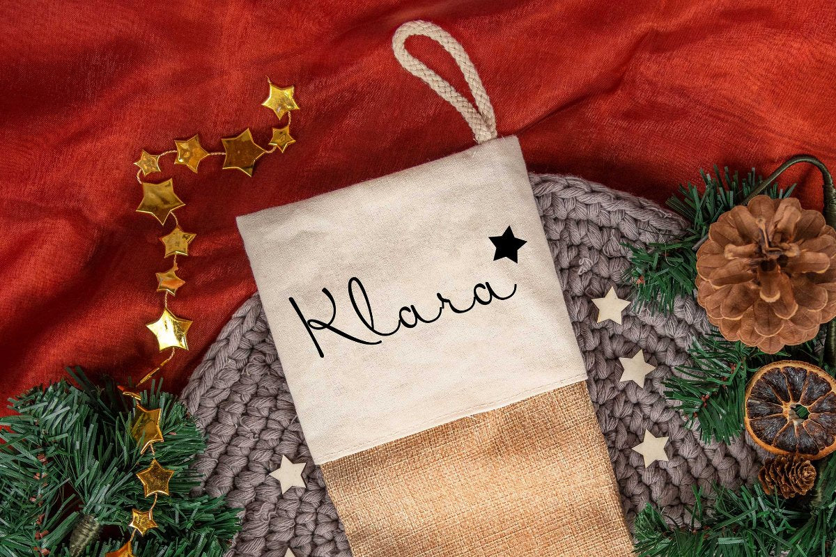 Nikolausstiefel personalisiert mit Namen aus Jute • Weihnachtssocke