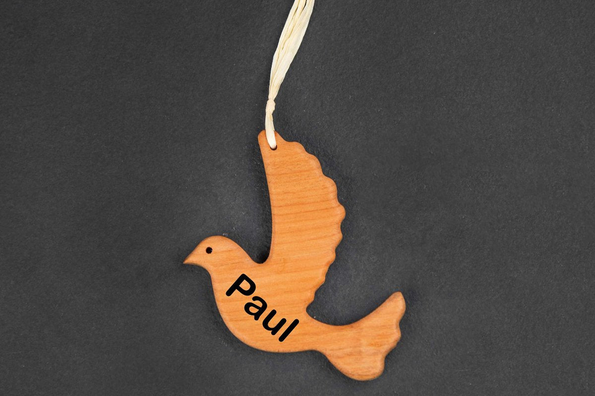 Premium Christbaumschmuck mit Namen personalisiert aus Kirschholz