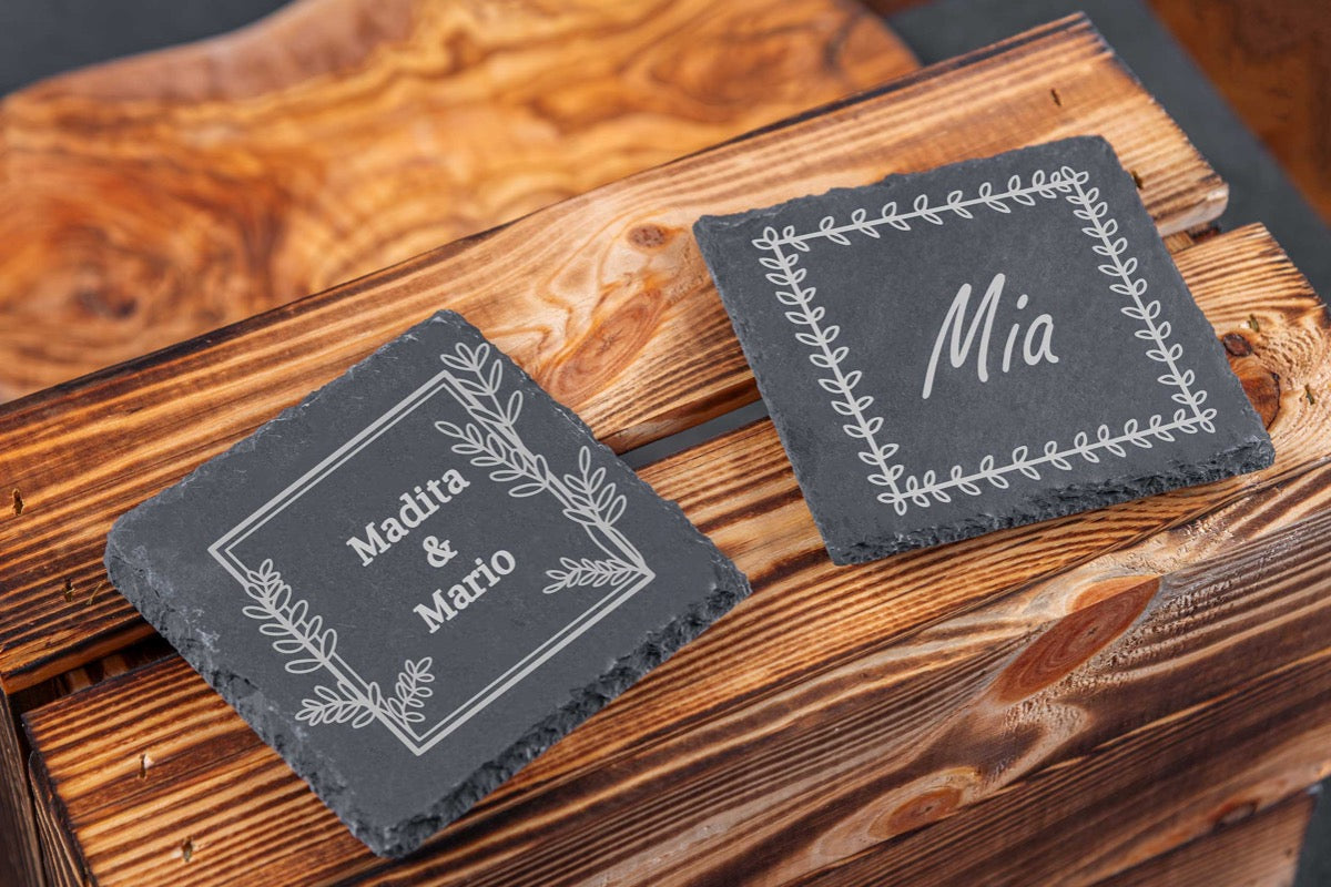 Untersetzer aus Schiefer mit Umrandungen