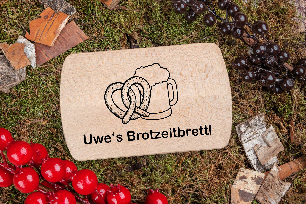 Brotzeitbrett personalisiert mit Namen aus Holz - Schneidebrett - Jausenbrett