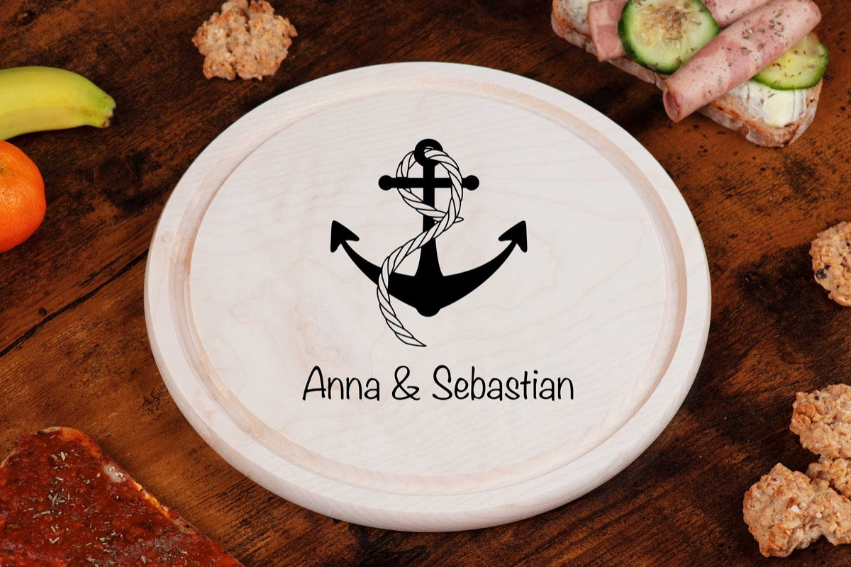 Brotzeitbrett personalisiert mit Namen und Anker
