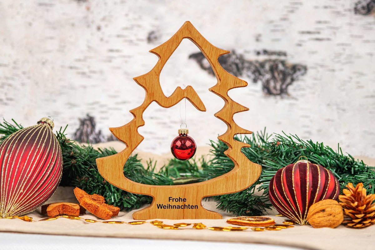 Weihnachtsbaum aus Holz mit Gravur personalisiert - Weihnachtsgeschenk