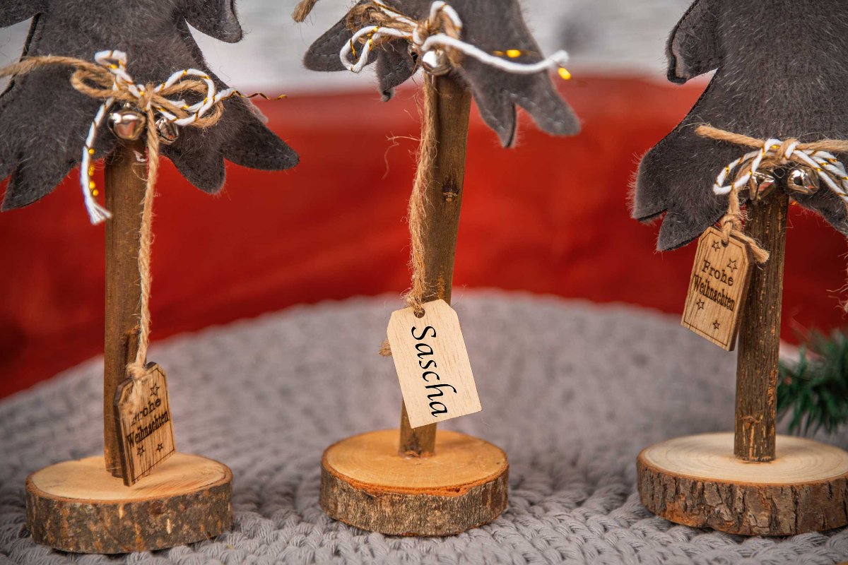 Weihnachtsgeschenk Stoff Tannenbaum mit Gravur personalisiert