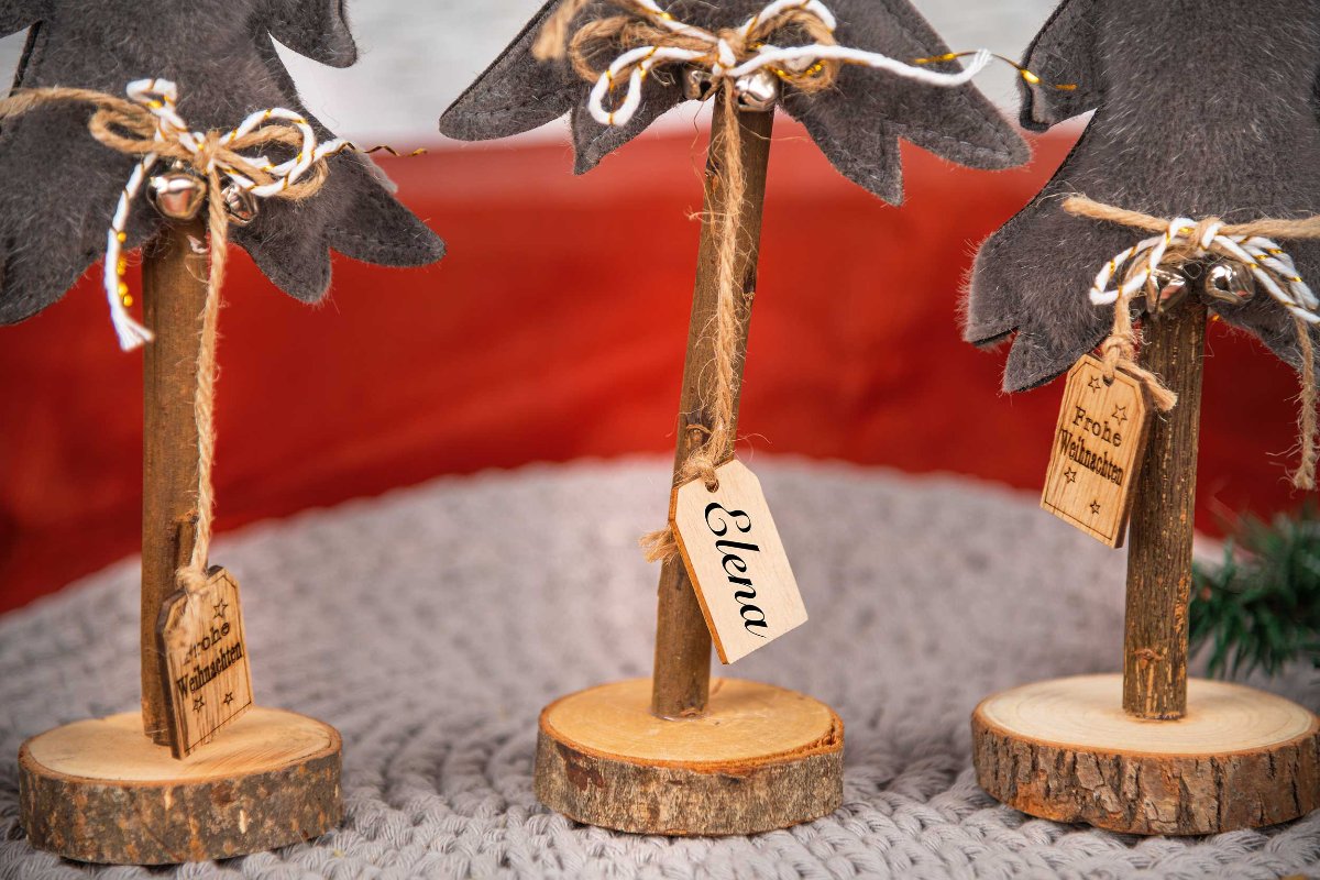 Weihnachtsgeschenk Stoff Tannenbaum mit Gravur personalisiert