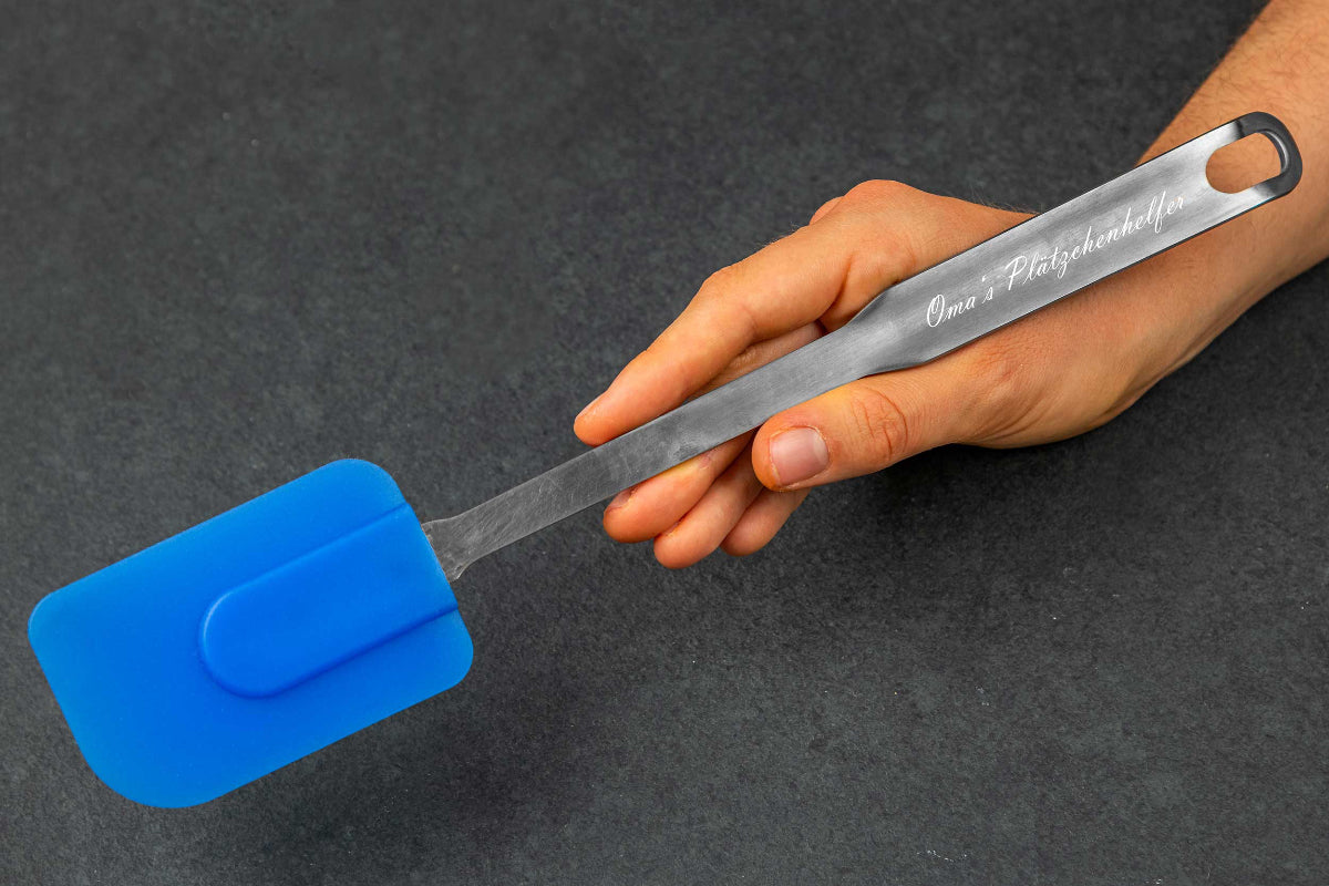 Premium Teigschaber personalisiert mit Namen aus Edelstahl