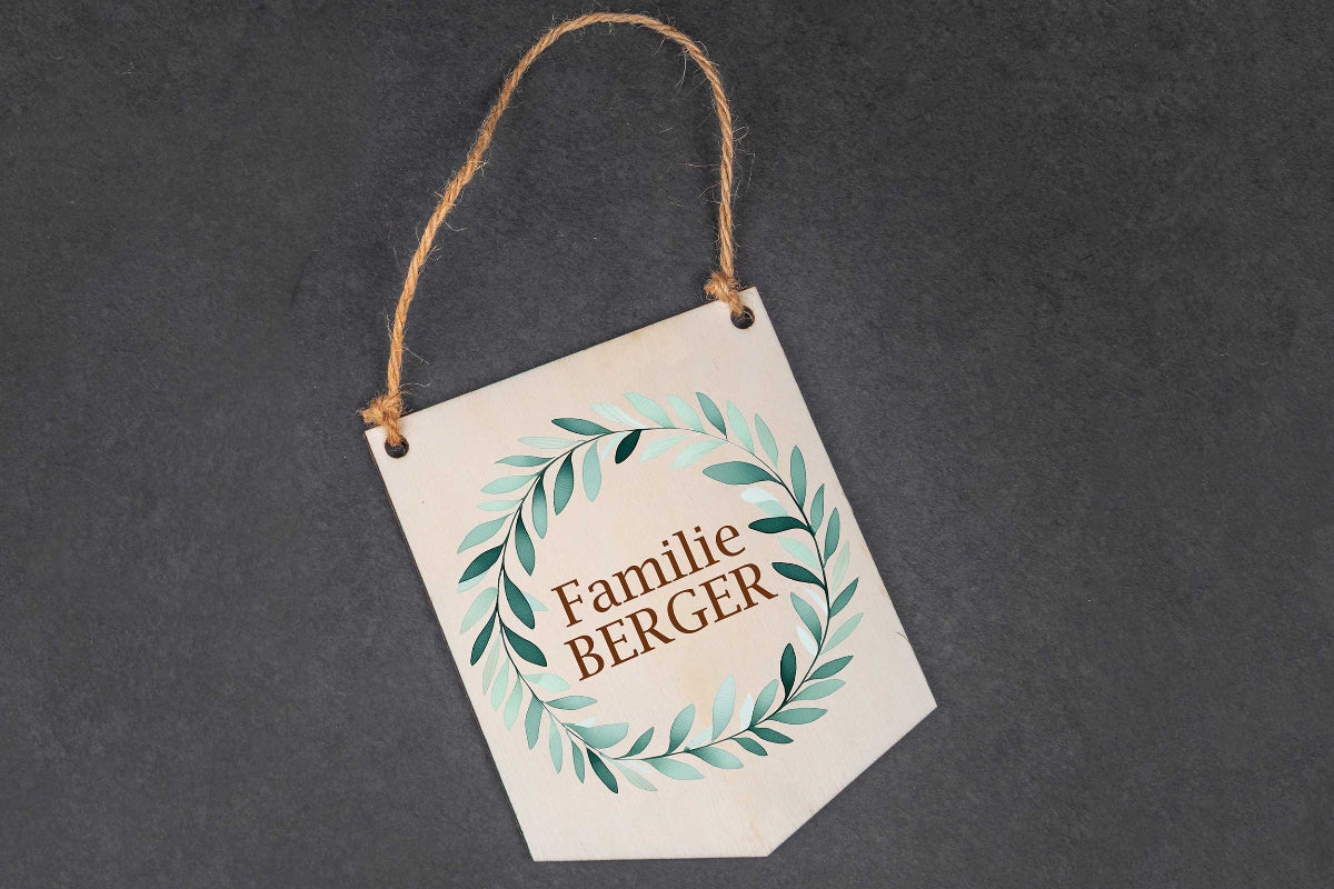 Türschild aus Holz personalisiert mit Name