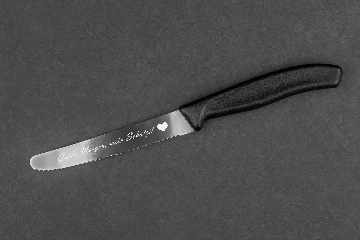 Personalisiertes Messer mit Edelstahl-Klinge und Kunststoff-Griff