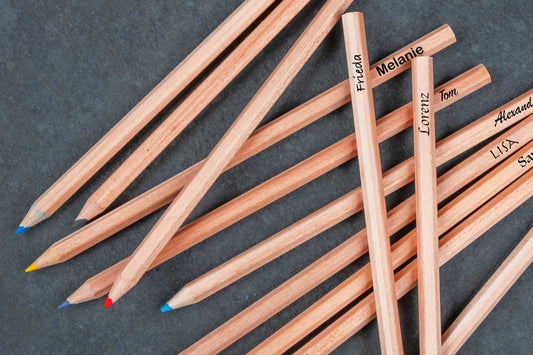 12 Buntstifte-Set mit Namen personalisierbar