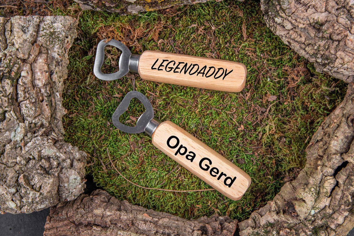 Flaschenöffner personalisiert mit Holzgriff und Edelstahl Klinge