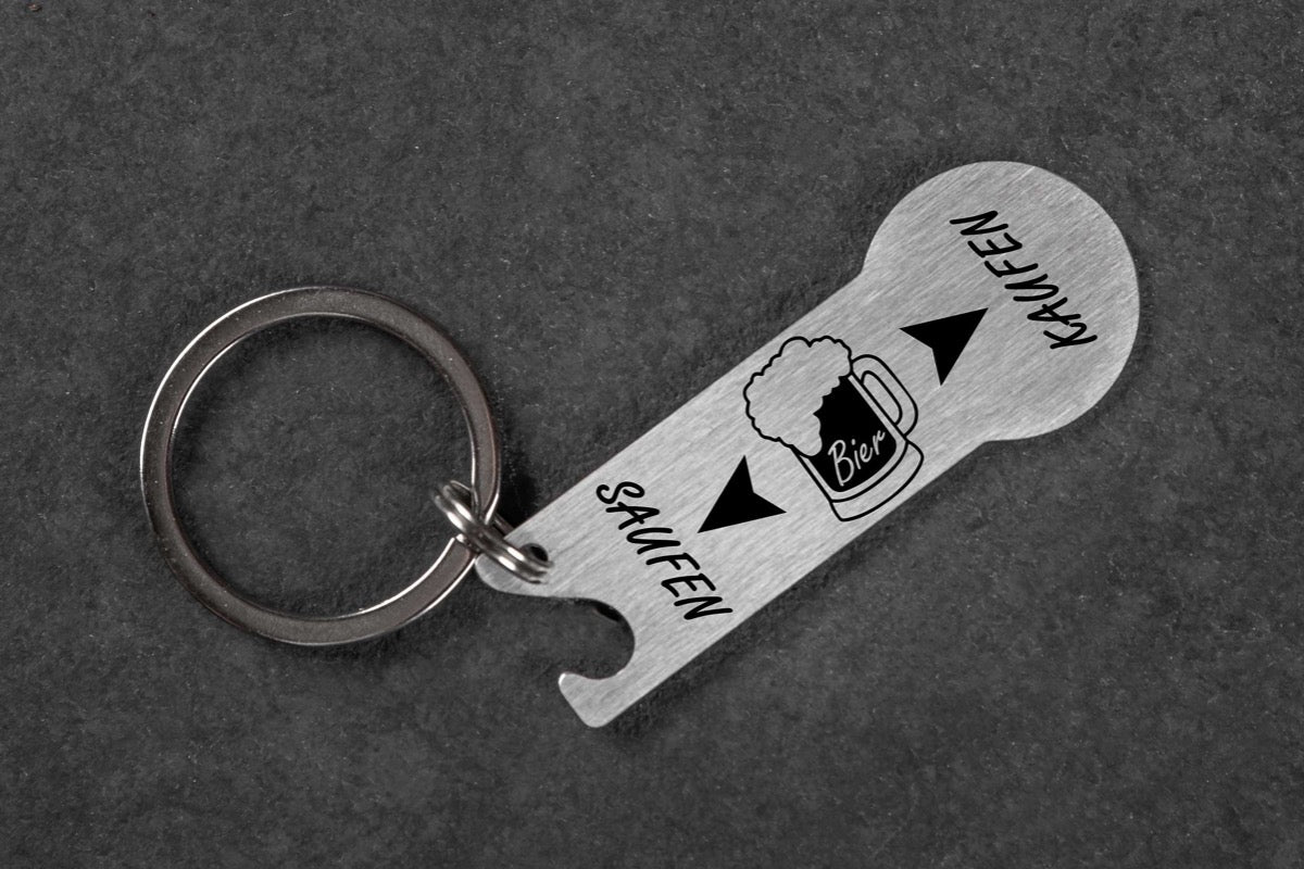 Schlüsselanhänger personalisiert mit Einkaufswagenchip und Flaschenöffner in Einem
