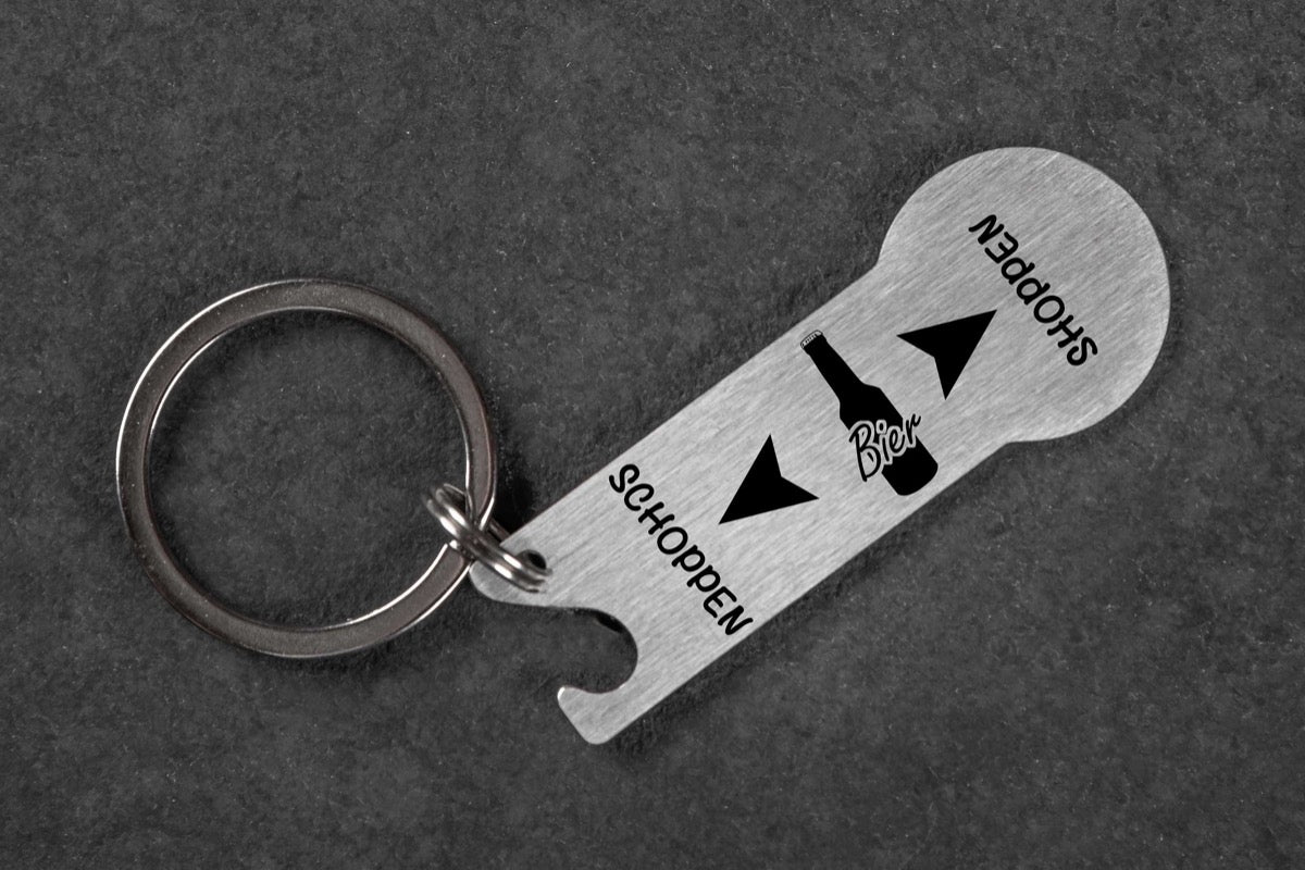 Schlüsselanhänger personalisiert mit Einkaufswagenchip und Flaschenöffner in Einem