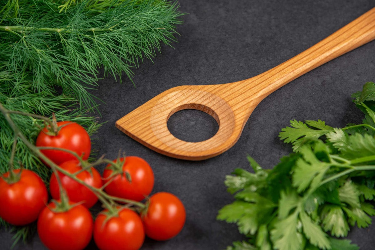 Kirschholz-Kochlöffel mit personalisierter Gravur