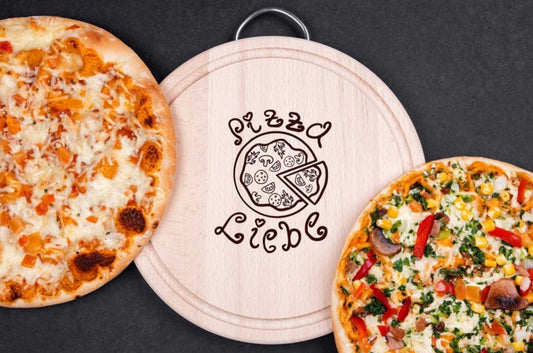 Pizzabrett aus Holz personalisiert