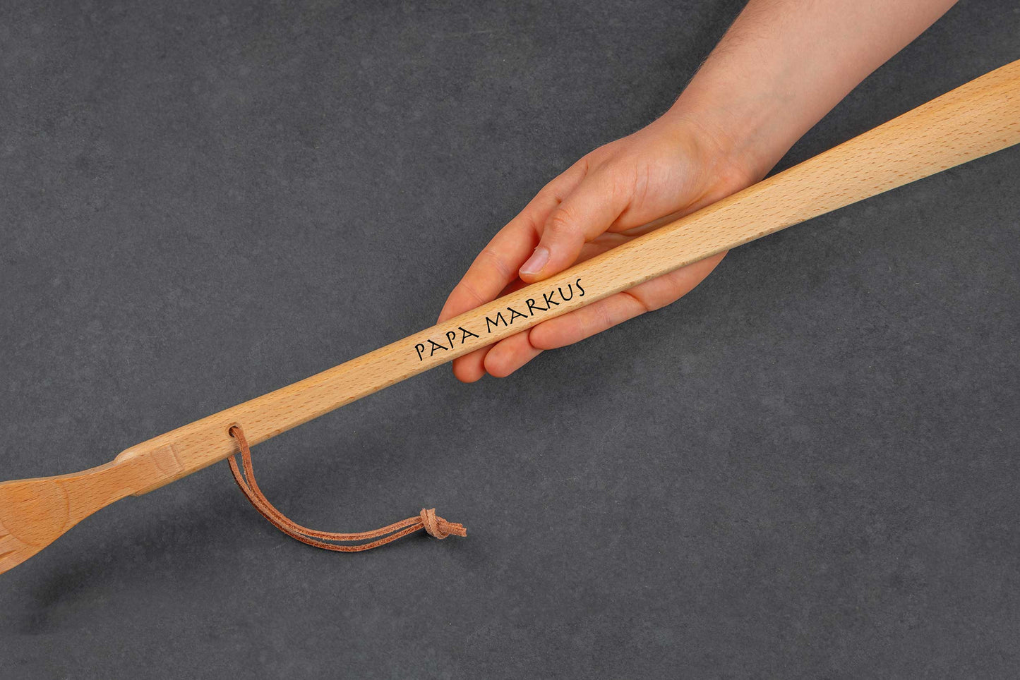 Rückenkratzer und Schuhlöffel in Einem