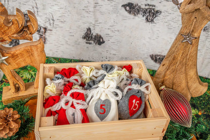 Adventskalender Holzschild mit Name - Adventskiste mit Holzschild