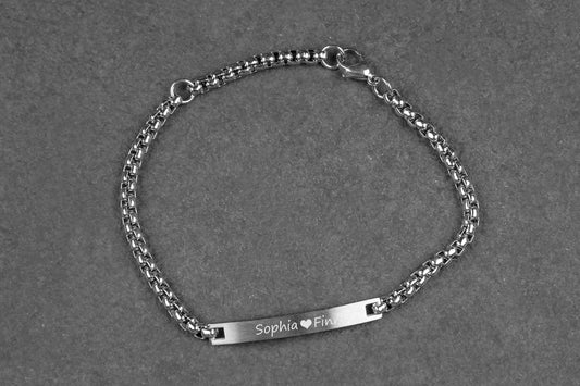 Personalisiertes Panzerkettenarmband aus Edelstahl • Herren Armband