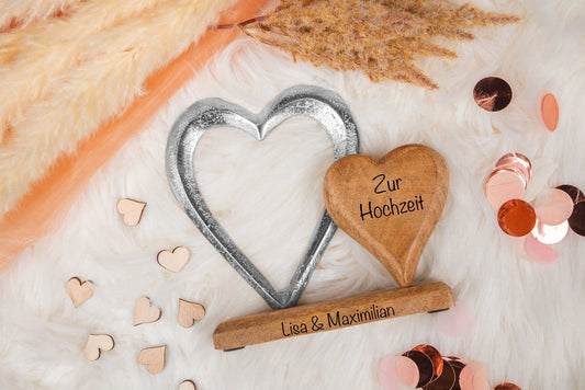 Hochzeitsgeschenk Holz Herz klein mit Gravur personalisiert