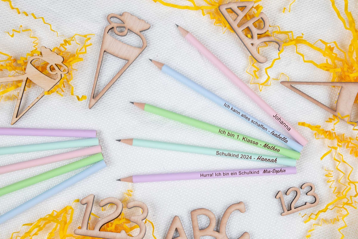 Bleistift mit Namen personalisiert in Pastellfarben