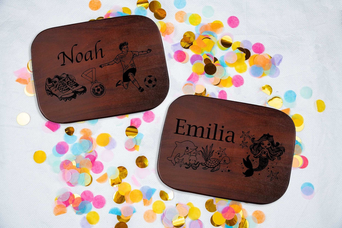 Premium Brotdose aus Edelstahl mit Akazienholzdeckel personalisiert für Kinder
