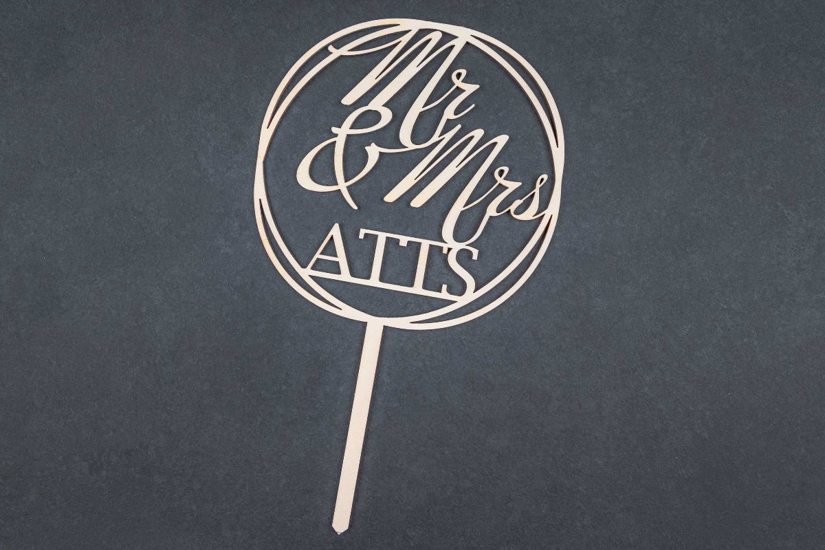 Cake Topper Mr & Mrs aus Holz • Kuchenstecker