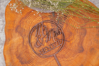 Cake Topper Mr & Mrs aus Holz • Kuchenstecker