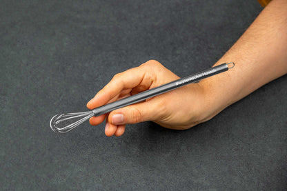 Tassen Schneebesen mit Namen personalisiert aus Edelstahl - Cocktail-Quirl