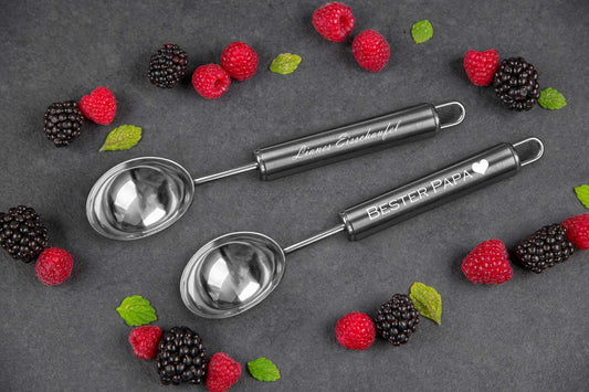 Premium Eisportionierer personalisiert mit Namen aus Edelstahl - Eislöffel