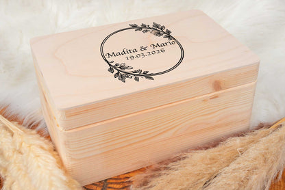 Personalisierte Holzkiste mit Wunschgravur zur Hochzeit, Erinnerungskiste