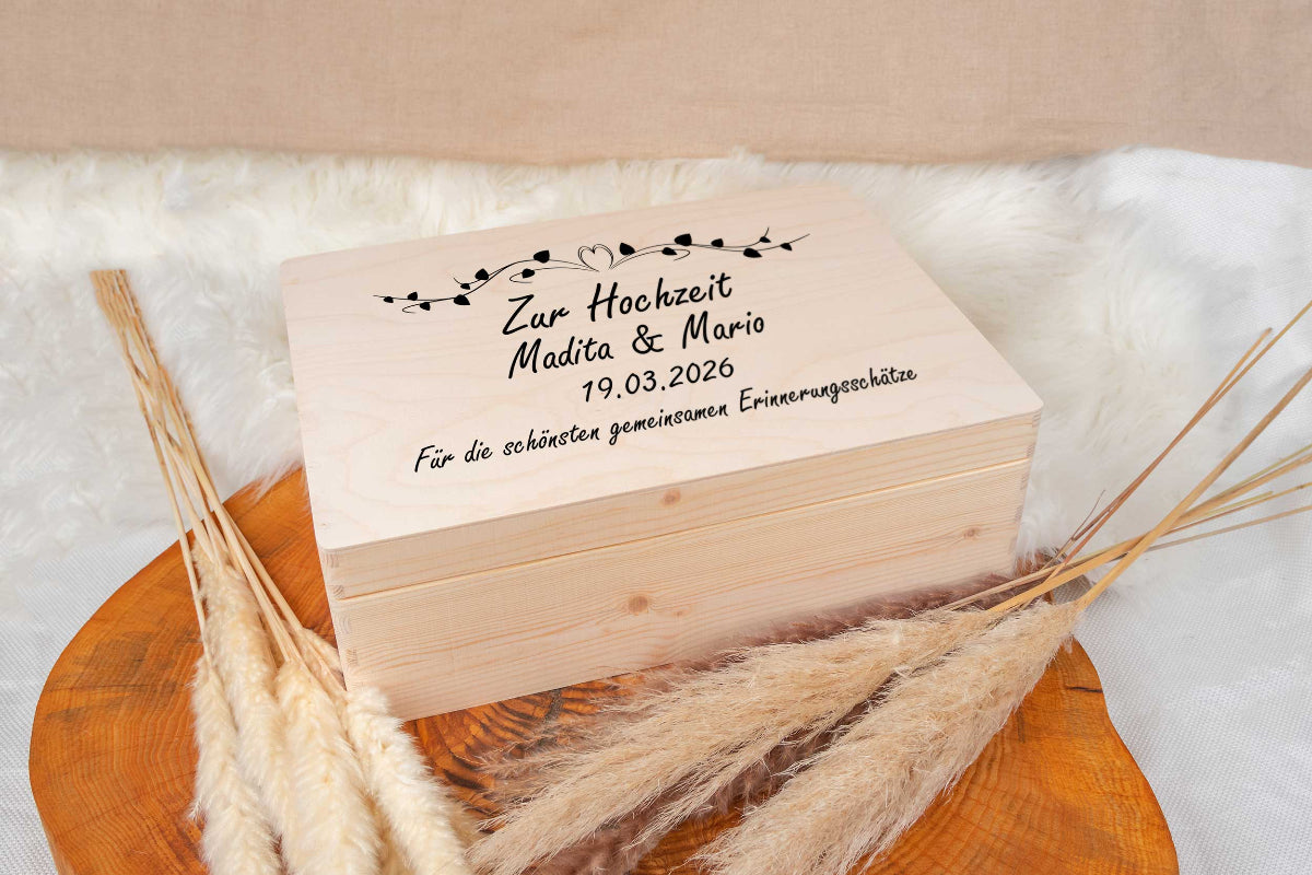 Personalisierte Holzkiste mit Wunschgravur zur Hochzeit, Erinnerungskiste
