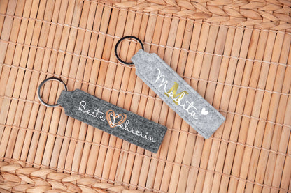 Schlüsselanhänger personalisiert mit Namen und Text aus Filz