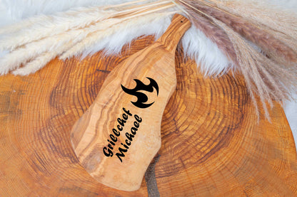 Olivenholz Grillbrett mit Gravur und Griff • Steakbrett • BBQ Brett