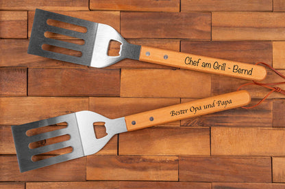 Personalisierter Grillwender mit Flaschenöffner aus Edelstahl • Grillspachtel