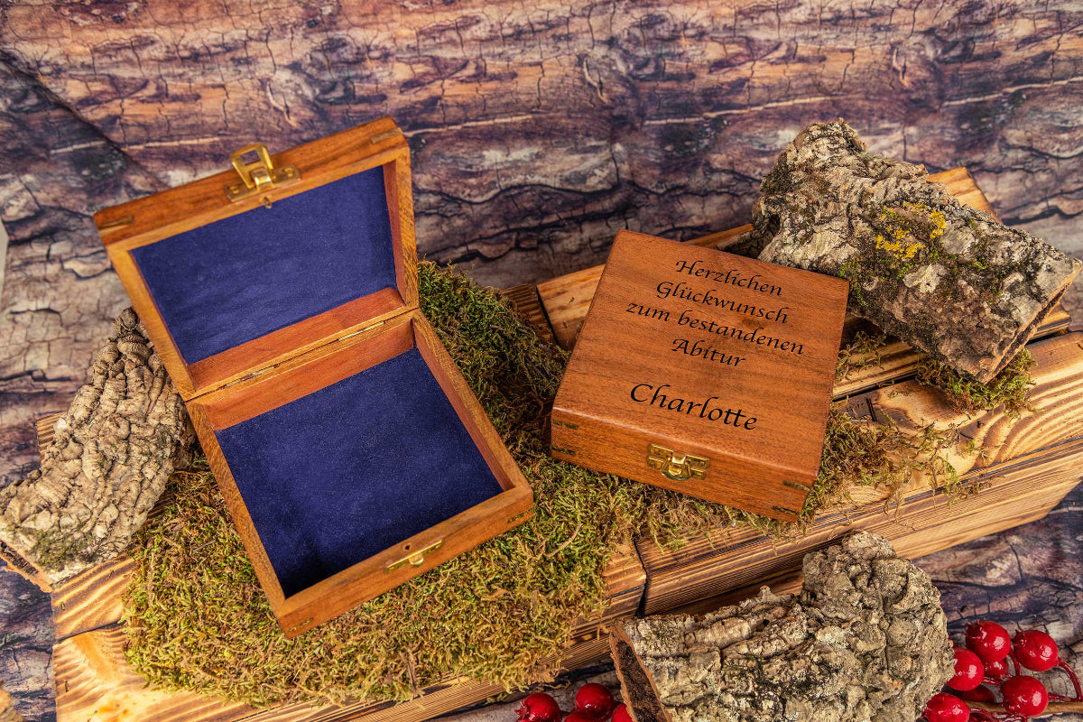 Schatzkiste personalisiert mit Deiner Wunschgravur - Holzkiste