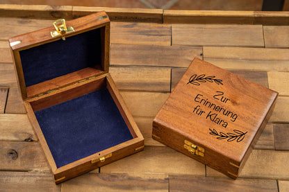 Schatzkiste personalisiert mit Deiner Wunschgravur - Holzkiste